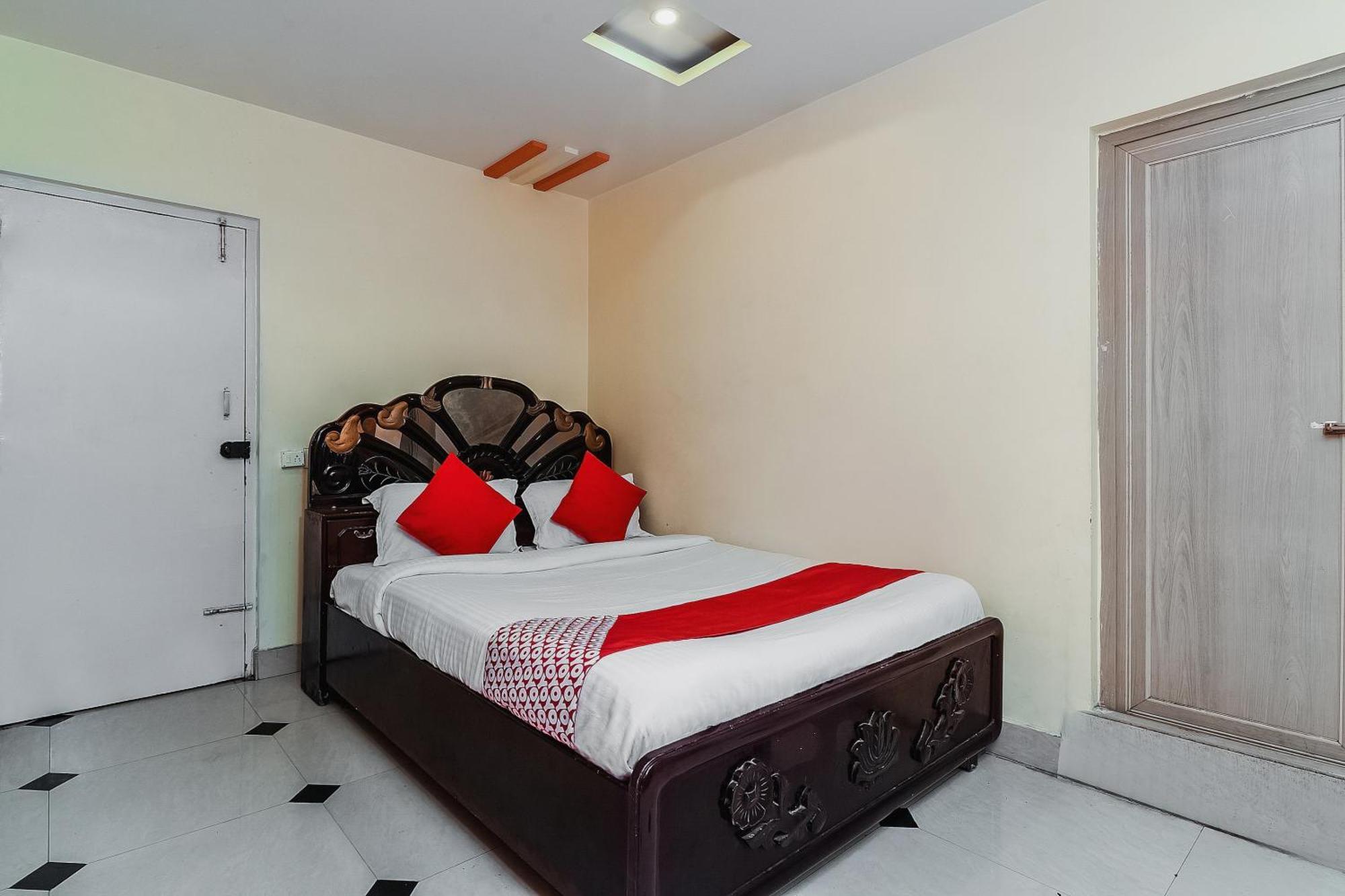Hotel O Sindhura Guest House Raspari Palao Ngoại thất bức ảnh